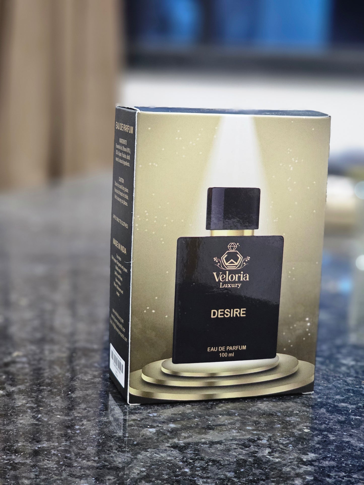 ‘DESIRE’ BY ‘veloria luxury’ is a woody oriental fragrance designed for Men. The scent opens with freash, sweet notes of apple, orange blossoms and leamon and roses. The base is a warm and sentual blend of Vanilla, Musk and Labdanum.